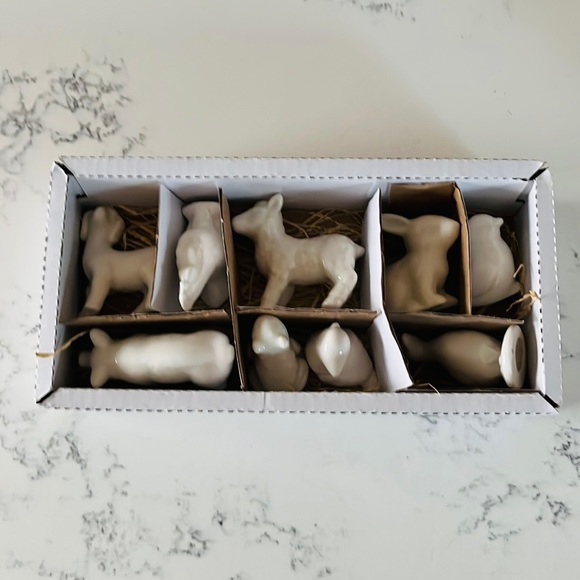 Creative Co-Op Stoneware Barnyard Animals Set of 9 - Picture 7 of 12